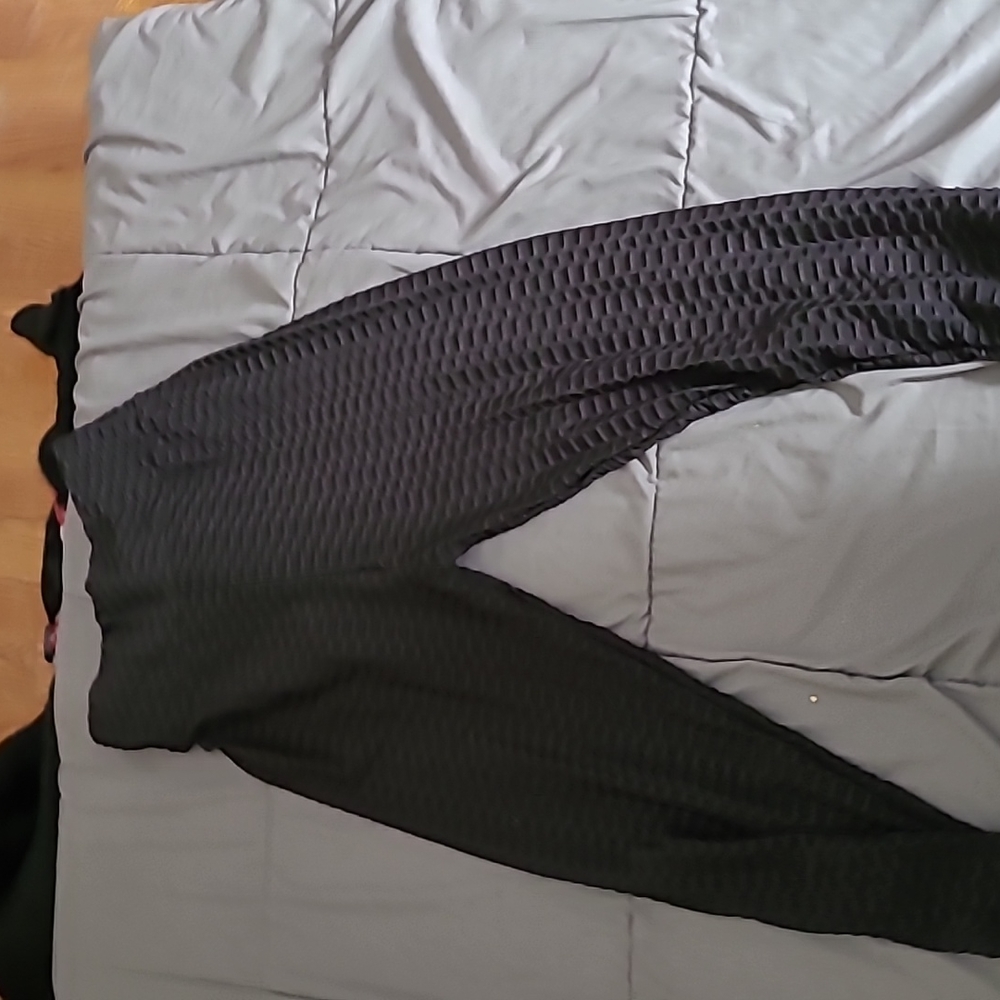 3x black leggings